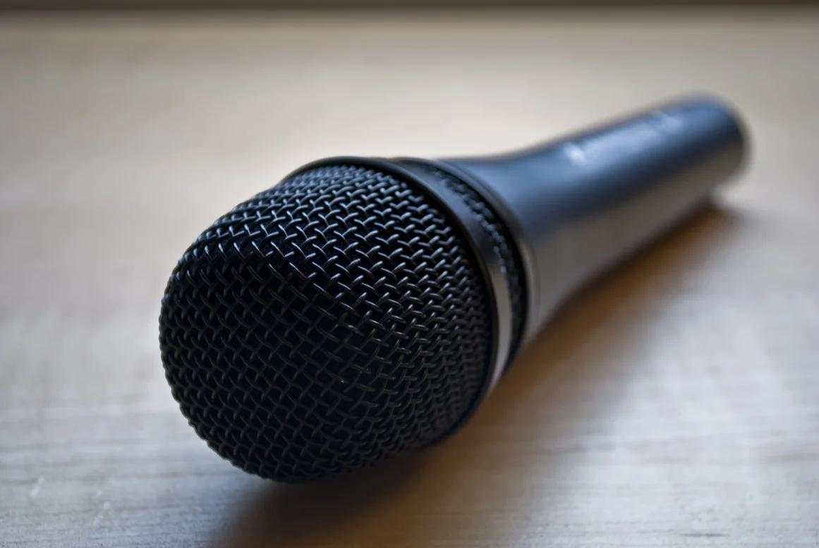 USB-podcastmikrofoni — Äänilaitteet — seed3 usb podcast microphone
