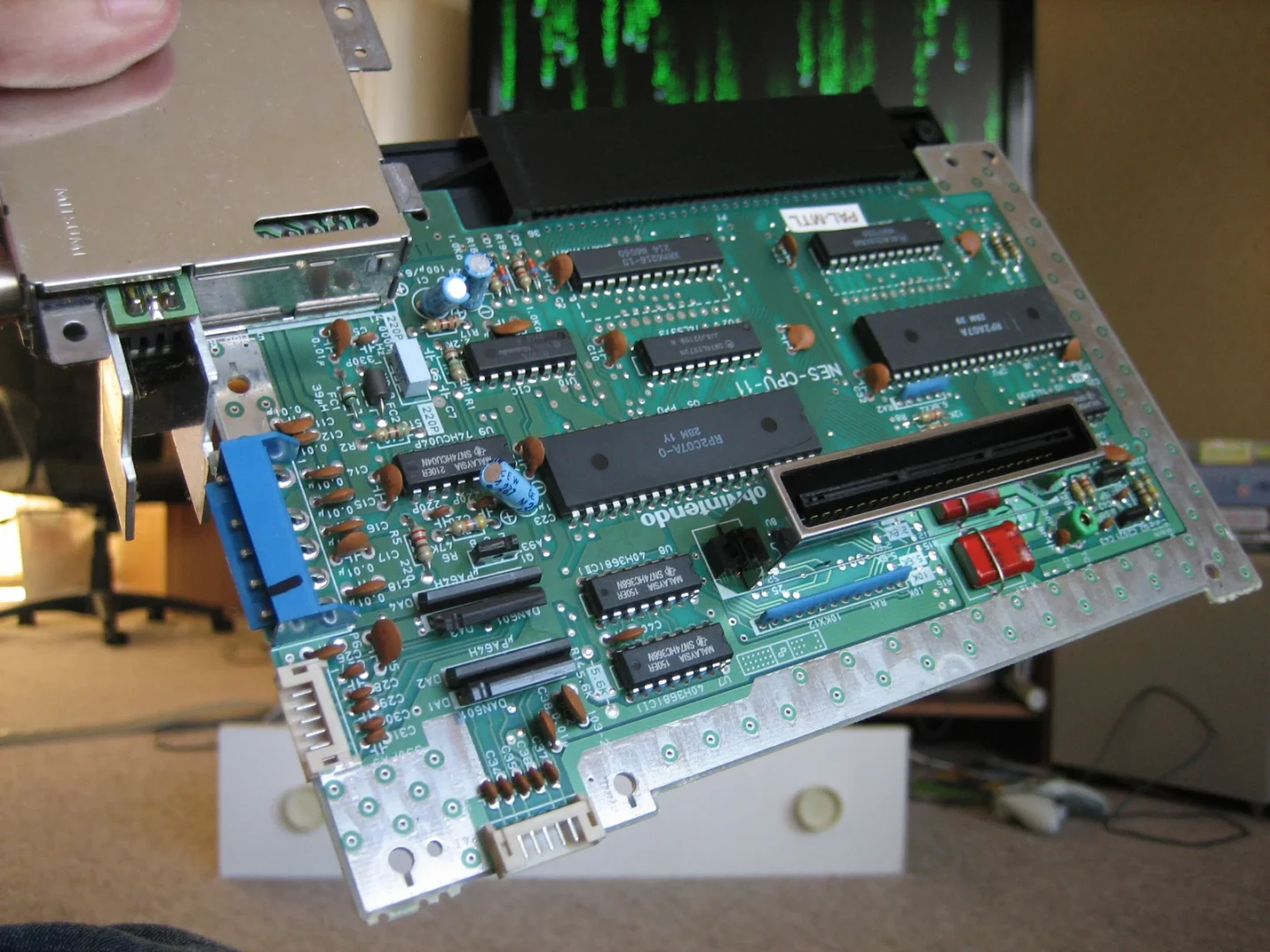 Revontuli Nestejäähdytys Ohjain 85 — Jäähdytys ja ilmankierto — large aurora liquid cooling deck 85