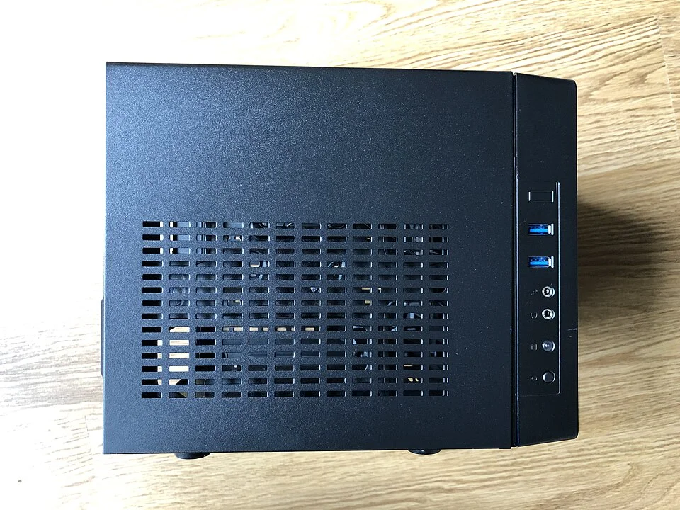 Corsair 2000D Airflow — Kompaktit kotelot — corsair 2000d airflow 233