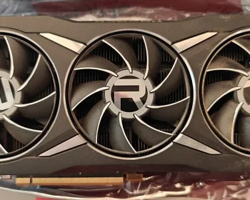 Matte Silver GPU — Väritetty