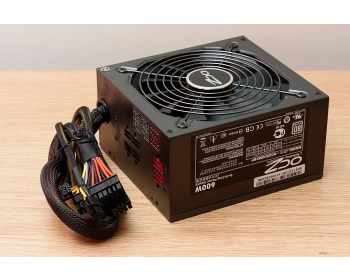 500W Fixed-Cable PSU — Non-Modular PSUs