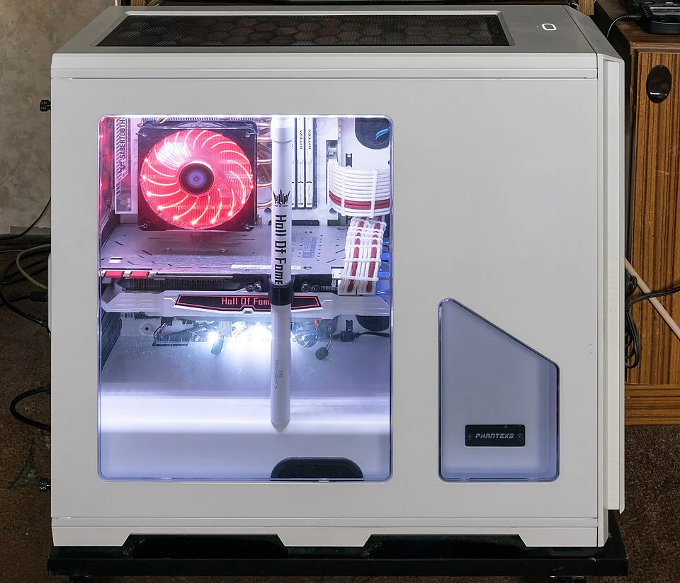 Fractal Design Meshify 2 TG White — ATX-kotelot — fractal design meshify 2 tg white 000940