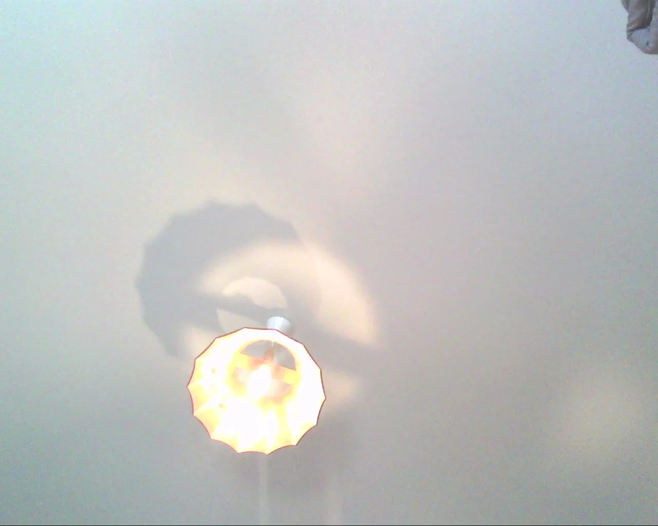 Kevyt kattovalaisin — Valaistus — light ceiling lamp