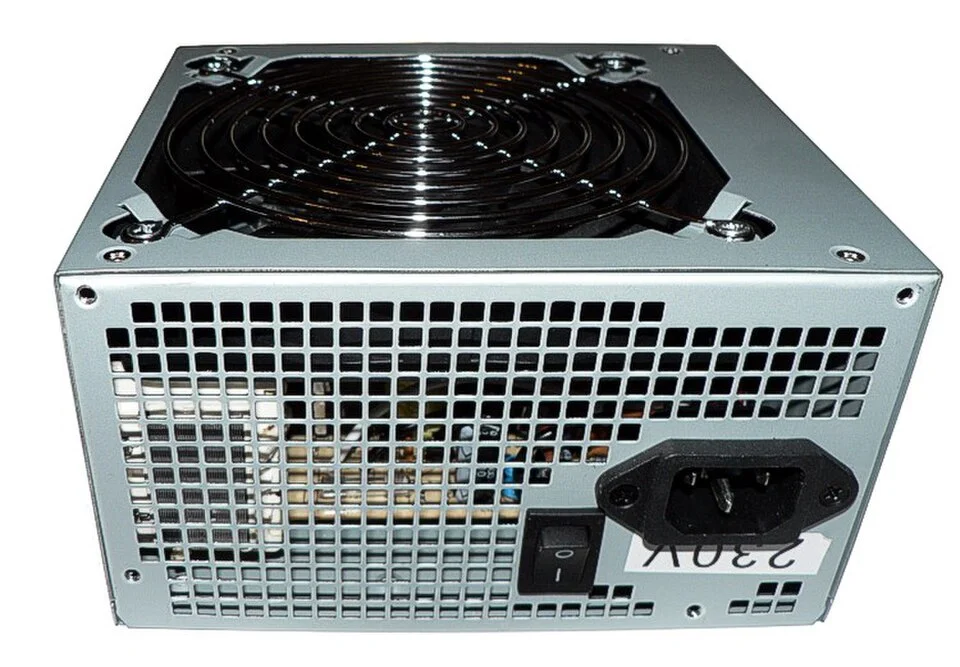 850 W suorituskykyvirtalähde — Virtalähteet — 850w performance psu