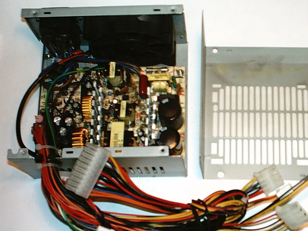 Builder-virtalähde 500 W — Ei-modulaariset virtalähteet — psu builder 500w